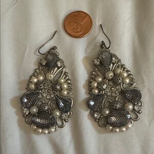 Elegant Silver and Pearl Dangle Earrings